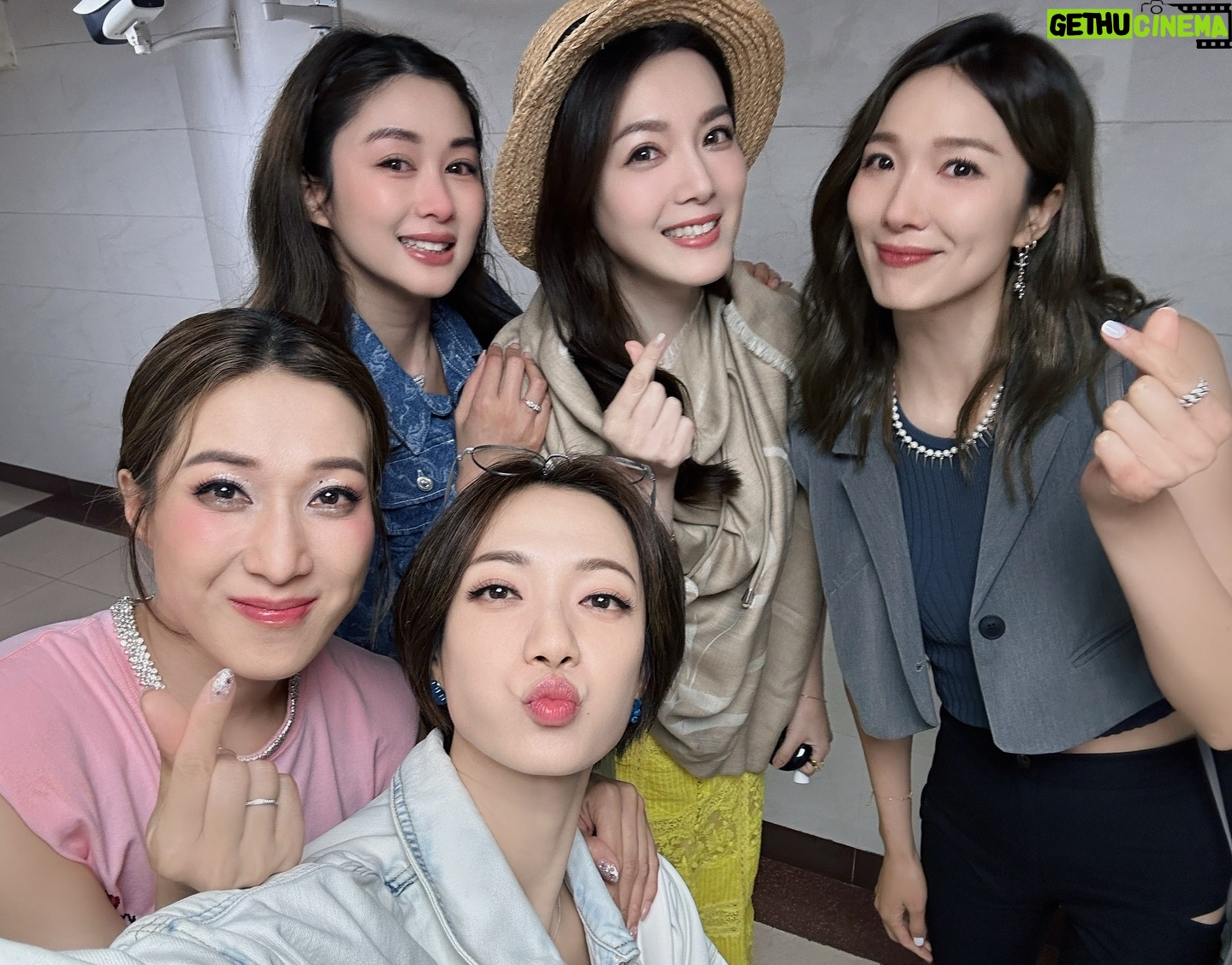 Grace Wong - 15.2K Likes - Linda, we love you so so much! 😘
We’re so happy to experience this beautiful night with you and am Soooo Proud of you!!! 🥹 @chungkayanlinda
Long vlog coming up 😘
#睇住呢張先啦
#七夕快樂
#RememberMe
#AmazingEsthers
#💜