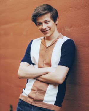 Graham Verchere Instagram - 📸: @rupertlamontagne 
hope everyone’s doing well in quarantine, message me with a picture of your best minecraft build/world and I might send you the ip to my server