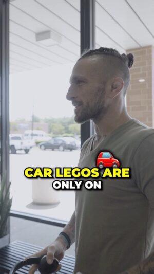 Gregor Gillespie Instagram - @gregorthegift does what while building Legos?