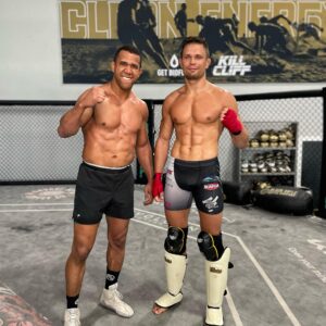 Gregory Rodrigues Instagram - Every time strong work with my friend @gregoryrodriguesmma #mma #sport