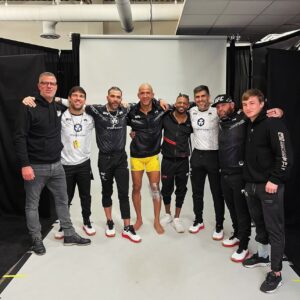 Gregory Rodrigues Instagram - I want to make this special post thanking all my coaches, all my friends and training partners who were with me throughout the process. @henrihooft brother, you make all the difference, you give me security and confidence in what I can do. @coachgjones you were God’s answer when I joined @killcliff_fc thanks for everything brother. @danielmendes my partner for all times, good and bad, we started this journey in the middle of nowhere and now we are on the biggest stage in the world, you were and are fundamental in my journey. @luquevicente this one is my inspiration, when I needed motivation I just watched his fights. Haha You were literally tireless in my process, even though I was tired, you came to help me with a smile on your face that embarrassed me, thank you very much my brother!!
Thank you to all of you brothers @said_saparov @dkfitness_miami @coachstrout @niklentz this victory belongs to each one of you, with every investment you made in me.
A very special thank you to my physical trainers @jcsantanaihp you are a true leader not only for all the work you have been doing with the athletes, but leading your own house, when were not there and I was training with @teamrsvp it was the same DNA, thanks to the whole team @ihpfit and @fhehealth ♥️♥️

#killclifffc #robocop #ufc #mma