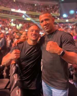 Gregory Rodrigues Instagram - What a night at #ufc300 🔥🔥

I can’t wait to my turn 😎