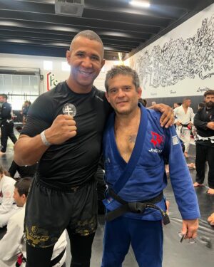 Gregory Rodrigues Instagram - We are fighting together for Rio Grande do Sul 🫂

Força aos meus irmãos do Rio Grande do Sul 🇧🇷 

#riograndedosul #fightsports #seminarforRS