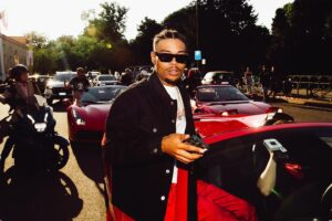 Guè Instagram - ITALIAN WAY OF THINKIN
TESTAROSSA OUT