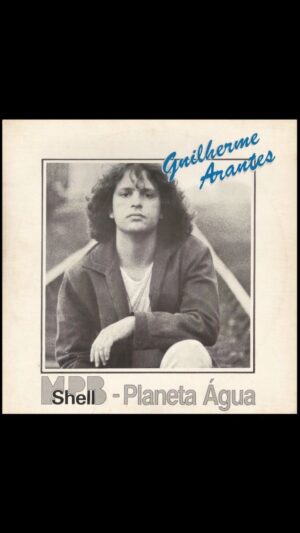 Guilherme Arantes Instagram - Hoje é o Dia Mundial da Água e não poderia de contar um pedacinho da história de “Planeta Água” pra vocês! 💙 A história e o vídeo musical completo vocês podem curtir no meu canal ( o link está em minha bio @guilhermearantesoficial ).

Viva a Água! Via o Planeta Água!💧💦

#GuilhermeArantes #AsHistórias #PlanetaAgua #DiaMundialDaAgua