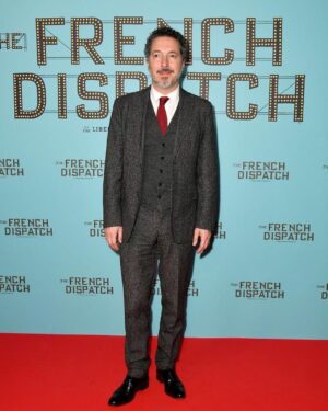 Guillaume Gallienne Instagram - Une soirée inoubliable, un grand merci à Wes Anderson et un grand bravo à tous ceux qui ont participé à l’aventure de ce film! #frenchdispatch mercredi au cinéma 😍