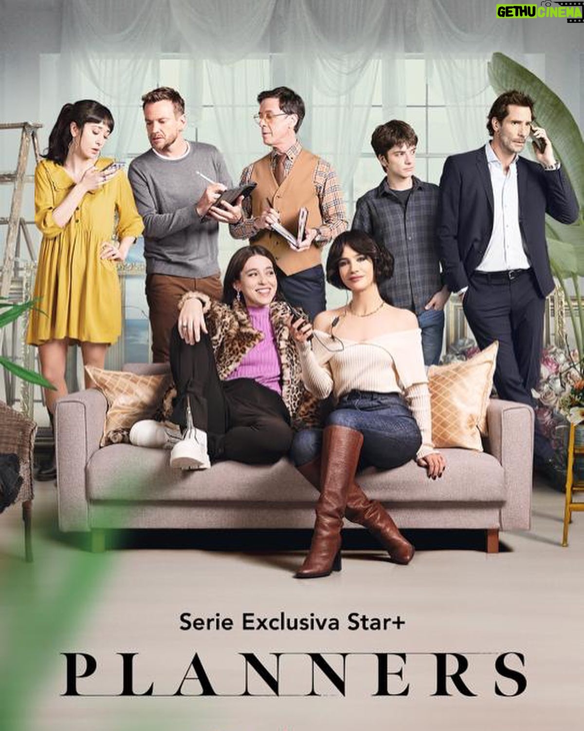 Guillermo Pfening - 3.7K Likes - Mañana llega #planners . Comedia dramática, que yo en lo personal la vería! Es bella, tiene un buen guion y la dirige @baronedan . @mcelestia la rompe. @letisiciliani te arranca sonrisas y @gonzalovalenzuelaoficial te hotea…. Y yo ( Andy) bueno… ya me lo dirán! Solo por @starplusla . Gracias @pegsagroup ♥️