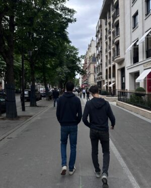 Gül Gölge Instagram - Paris is always a good idea🥂