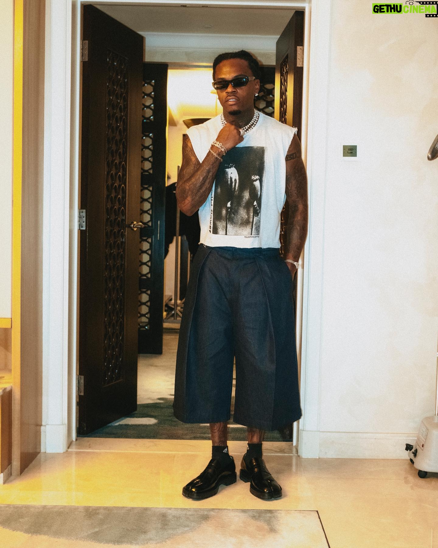 Gunna - 330.8K Likes - STAKES HIGH PRICES IS HIGH