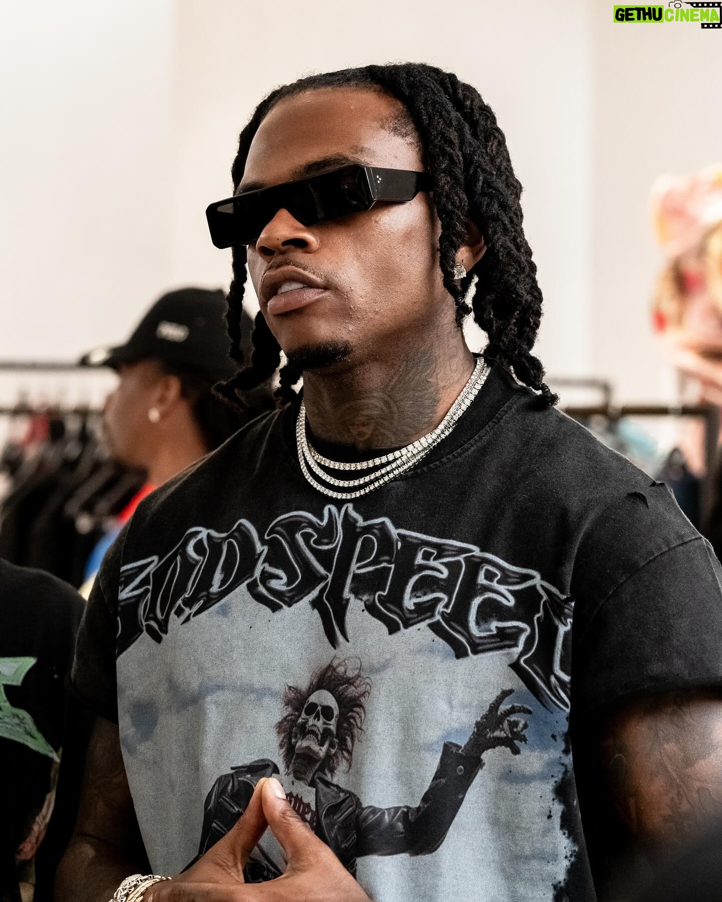 Gunna - 394.1K Likes - Happy 🅿️ day Yung Wunna !!!! Still Pushin it and Blessed To See another WUN 🙏🏾💙💯