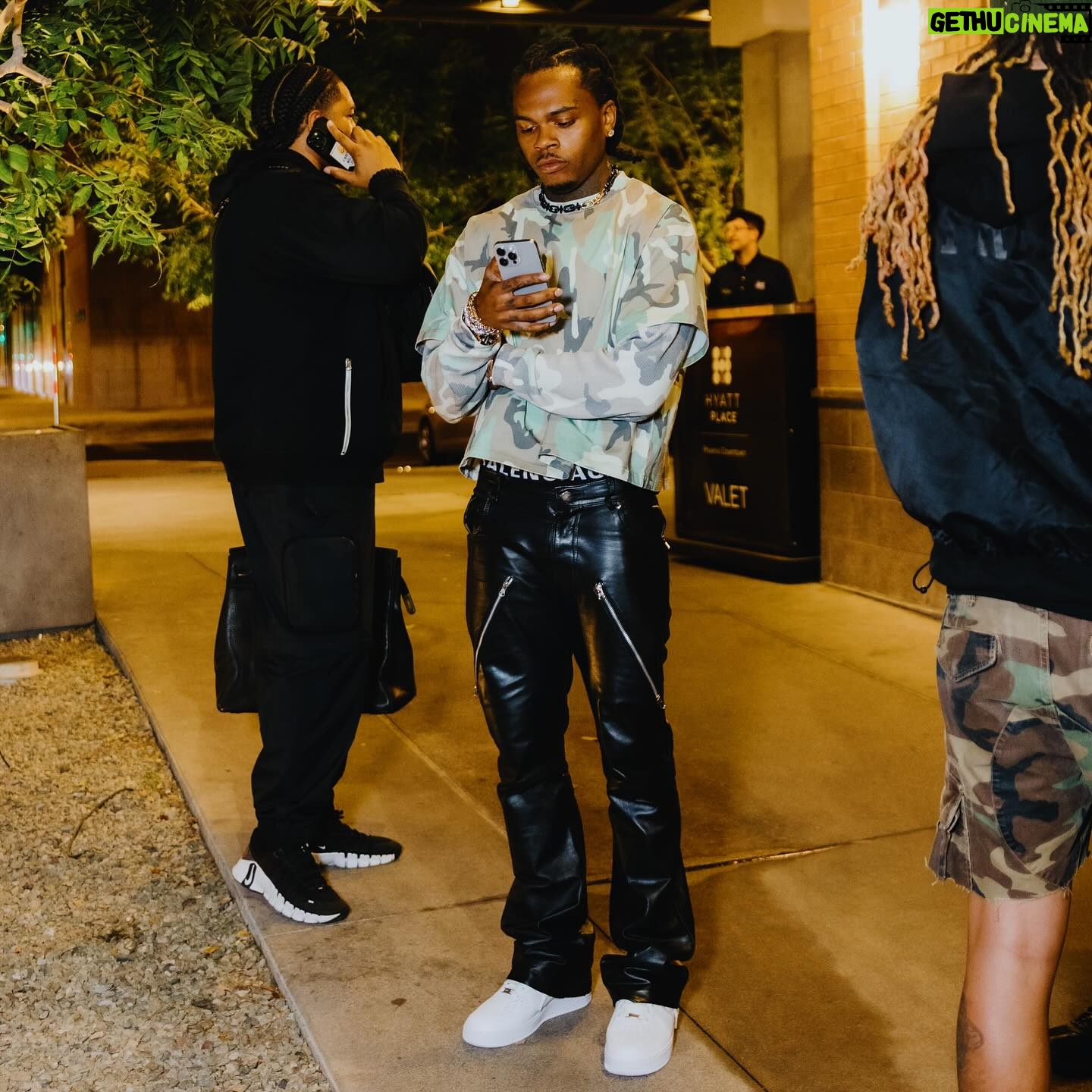 Gunna - 467.8K Likes - HIM ALONE