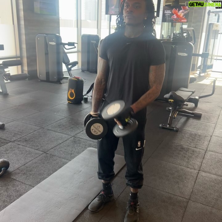 Gunna - 467.8K Likes - HIM ALONE