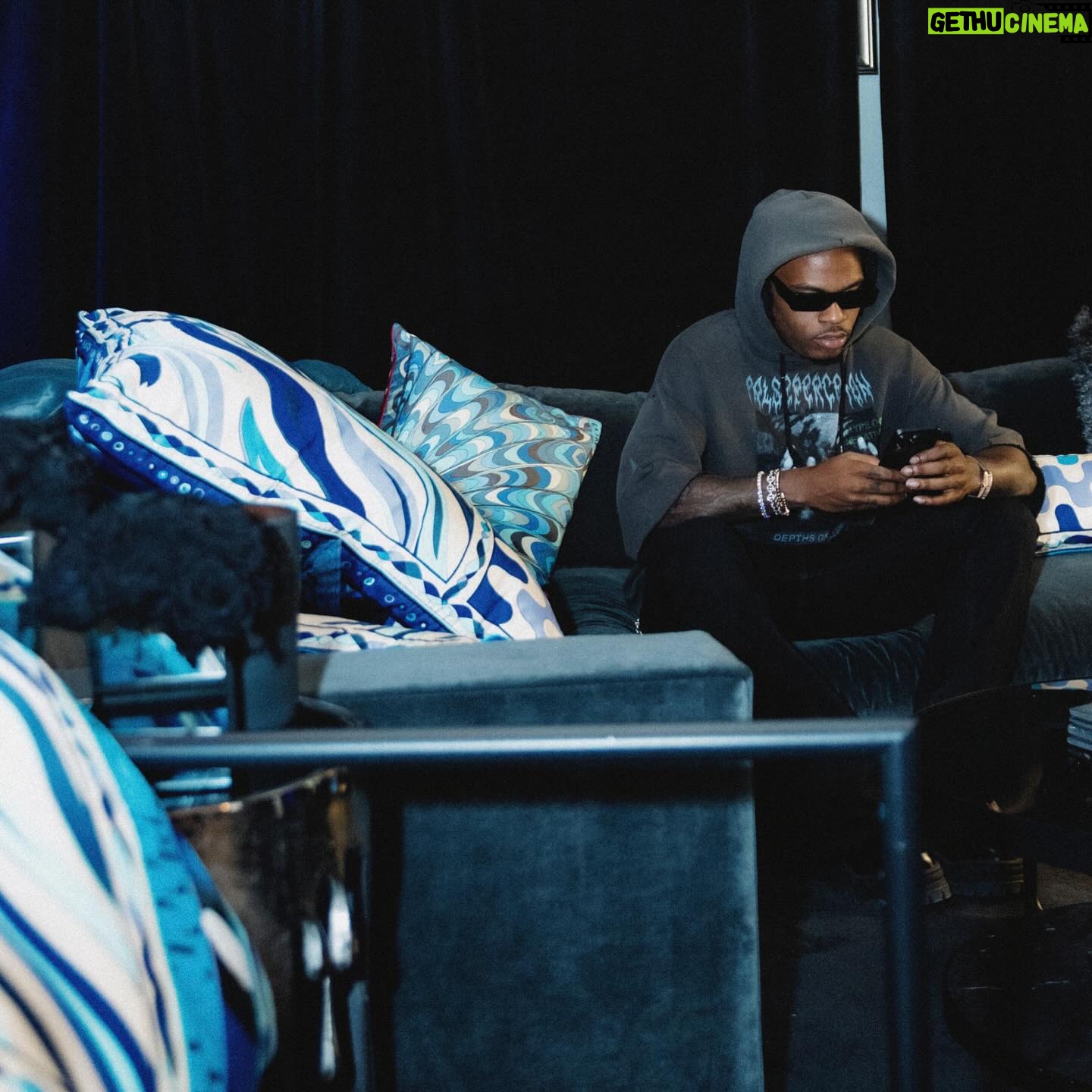Gunna - 467.8K Likes - HIM ALONE