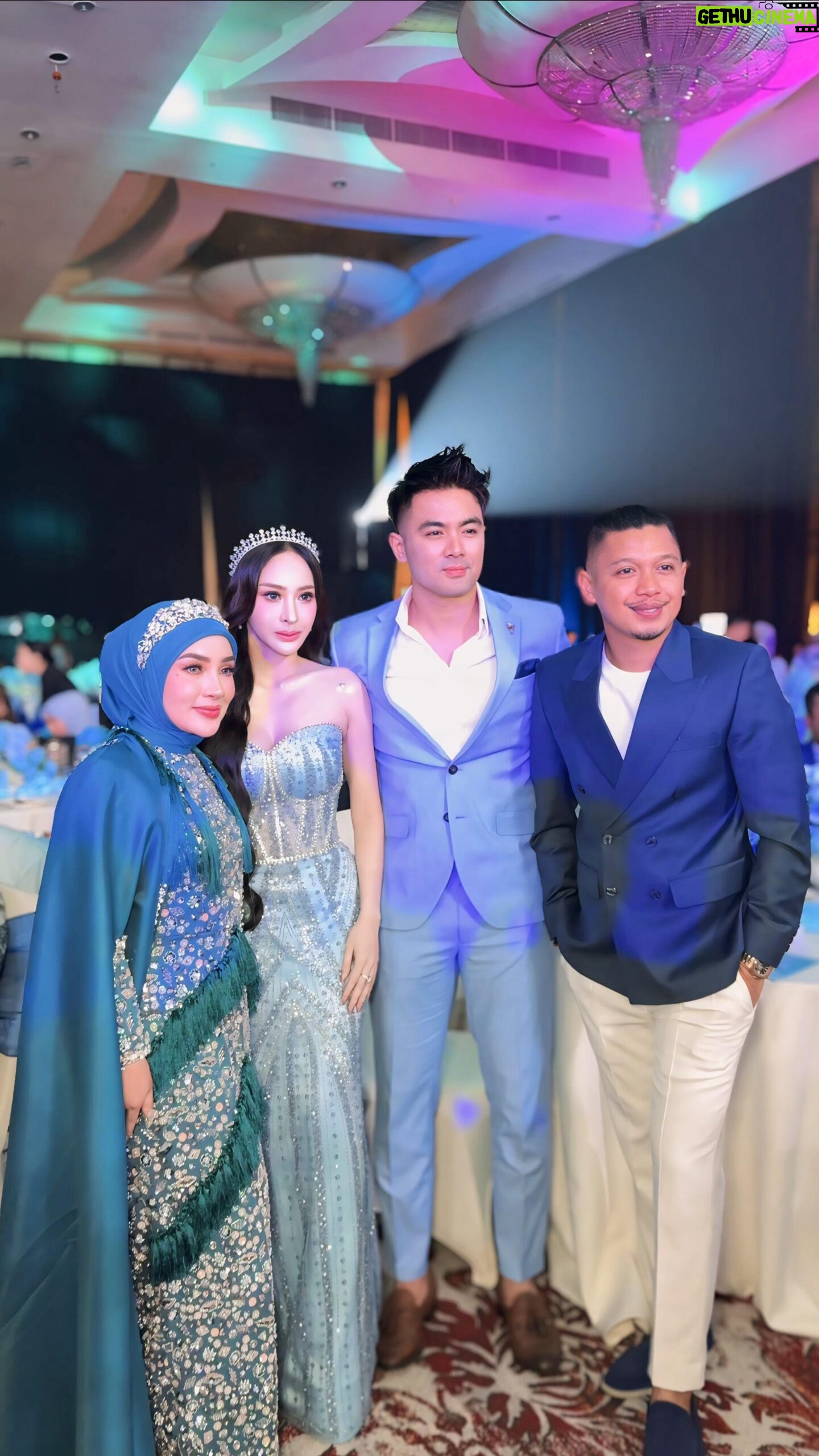 Guntur Triyoga - 85.9K Likes - Selamat Ulang Tahun Dear Shella, Semoga Hadiah ini Bisa Menjadi Kenangan Manis, Dan Bermanfaat, Do’a Kami Selalu Menyertaimu 💙