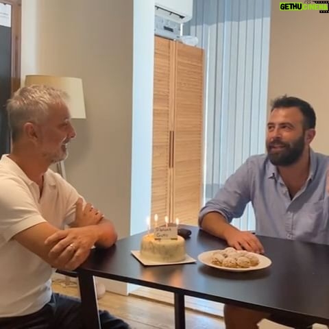Gupse Özay - 169.8K Likes - Hoş bir doğumgünüydü, hoş bir yaşıma girdim. Emek verenlere teşekkür ederim. 40... Gel öpeyim ☀️🥂🤭