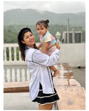 Gurmeet Choudhary Instagram - Collecting moment’s with @saffronstays and this time we visited Ivory Mansion in Pen Maharashtra.. No better place to be in during this monsoon season! 
We had a lovely time irrespective of how ill Guru was but it went all good and we made the most of our family time!! 
Thank you #SaffronStays for this beautiful stay and incredible hospitality ✨❤️
#WhereFamiliesBond
