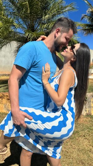 Gustavo Marsengo Instagram - Arrume-se com a gente na maior Melação 👩‍❤️‍💋‍👨 @zenetoecristiano