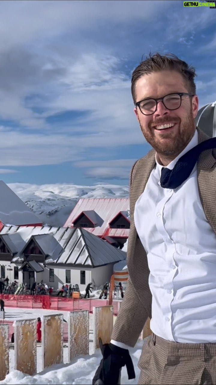 Guy Williams - 2.7K Likes - Searching for stories and shredding the pow pow at @cardronanz! @newzealandtoday tonight 8.30 on @threenewzealand!
