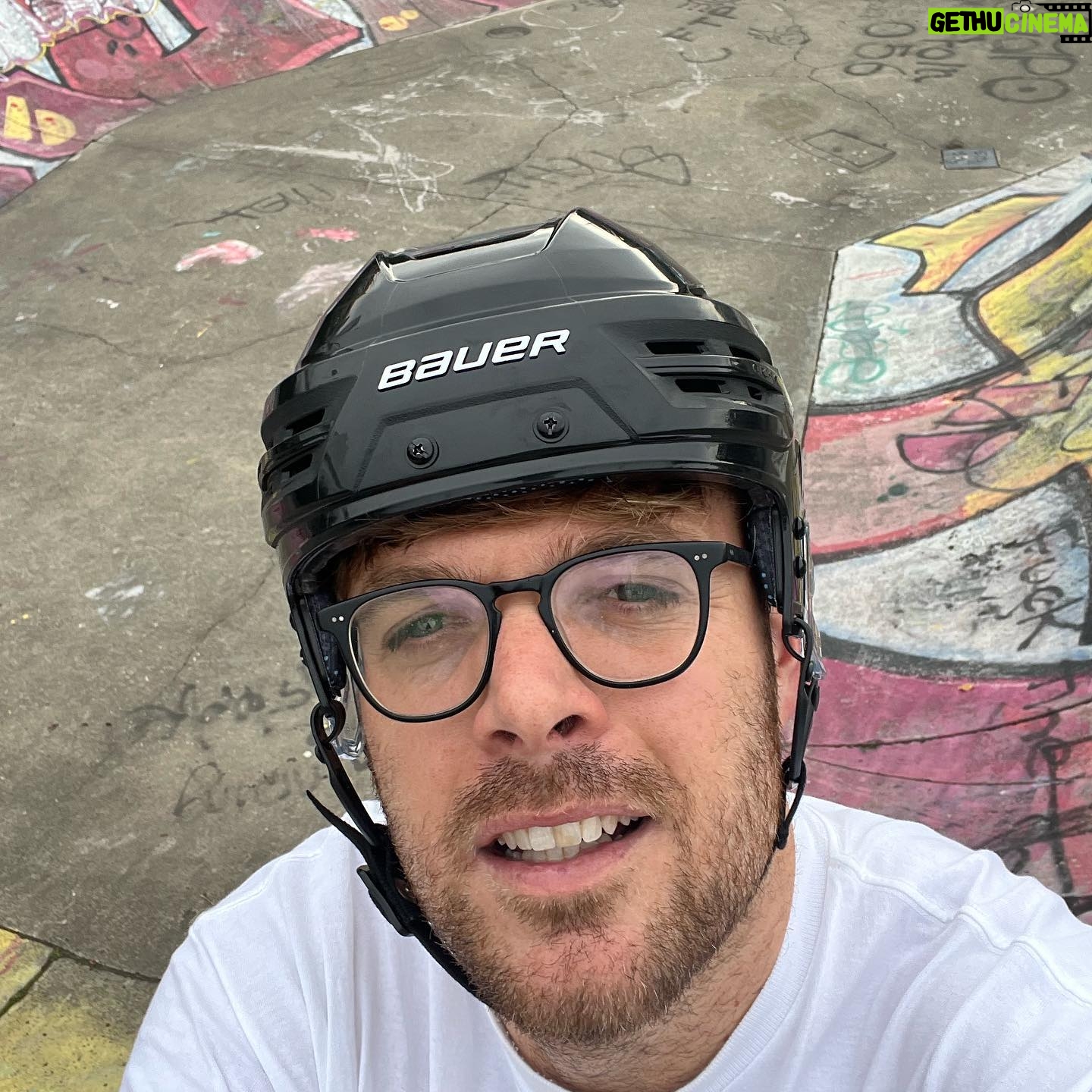 Guy Williams - 1.4K Likes - Thanks Dunedin! I don’t hate you! I hope it was obvious I was joking lol - I’ve genuinely loved spending a week at the @dunedinfringe! Amazing crowds (the first night was a bit av but that was my fault) and really great staff and volunteers! Special shout out to Ash, Andy and Joel who looked after me. Off stage I loved the beach and the skate park and the food and kids who bullied me at the skatepark (I deserved it tbh!) the Dunedin fringe runs for another week including @davidpostoffice and @elimatthewson! Melbourne, Sydney, and Auckland next!