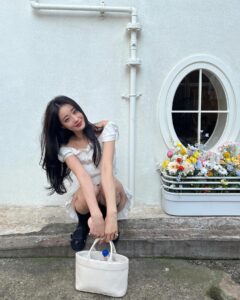 Actress Gyeongree HD Instagram Photos and Wallpapers August 2024