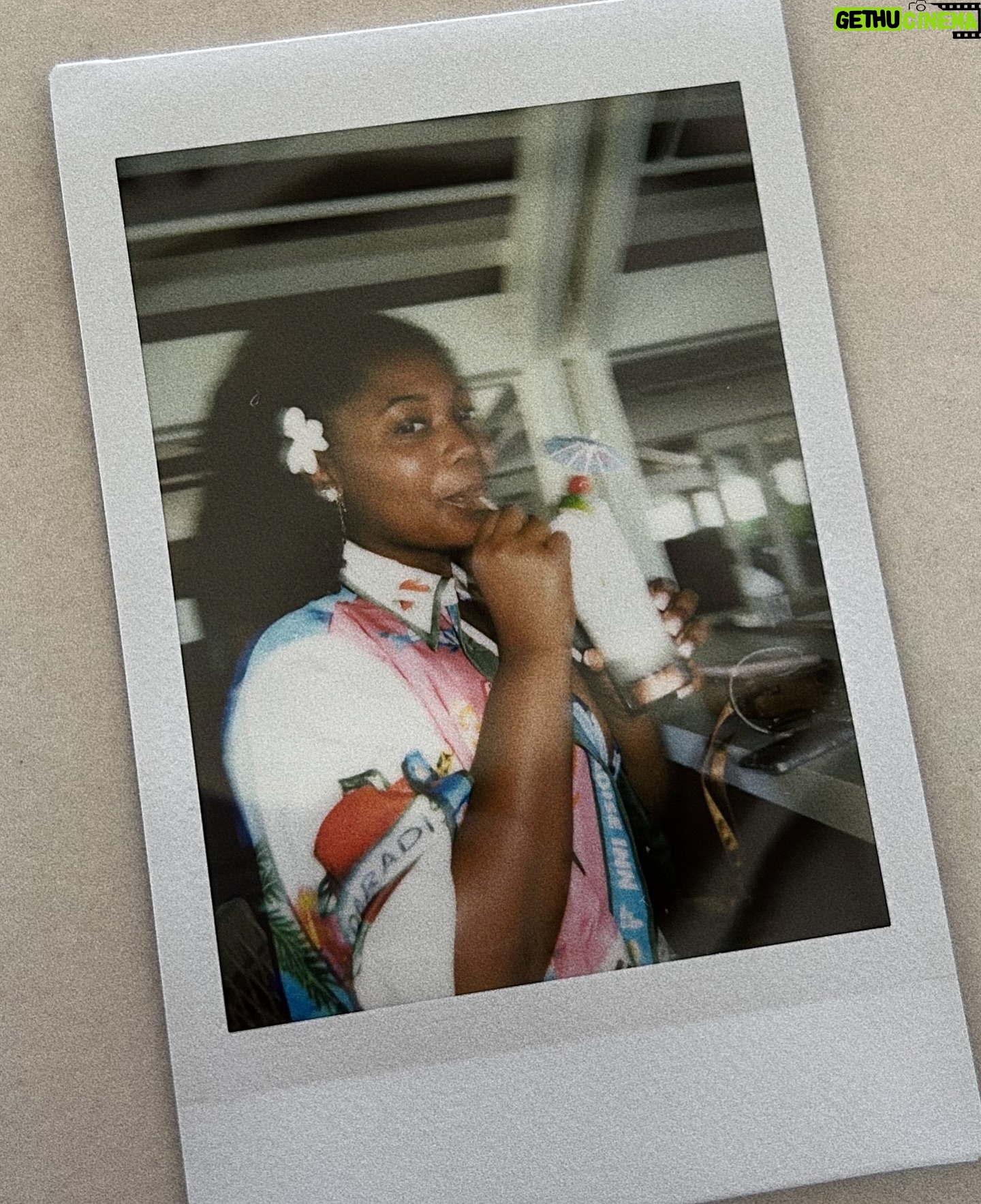 Hailey Kilgore - 3 Likes - I wanna feel like this foreverrrr 💕✨