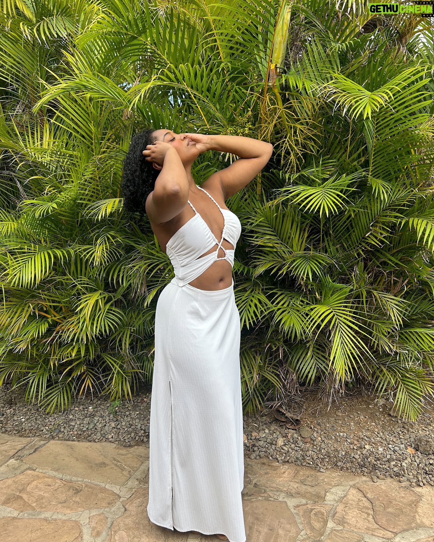 Hailey Kilgore - 3 Likes - W O M A N