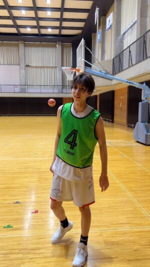 Hajime Shacho Instagram - 最近割とバスケしてる🏀⛹️‍♂️