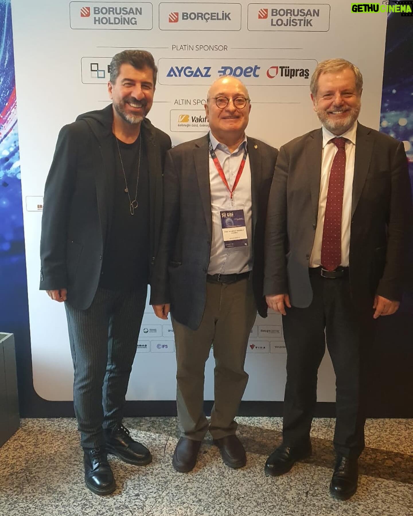 Hakan Bilgin - 535 Likes - Bugün @turkiyekalitedernegi kongresinde yine konuştum, çok güzel insanlara tanıştım , güzel gün için teşekkürler 🙏
