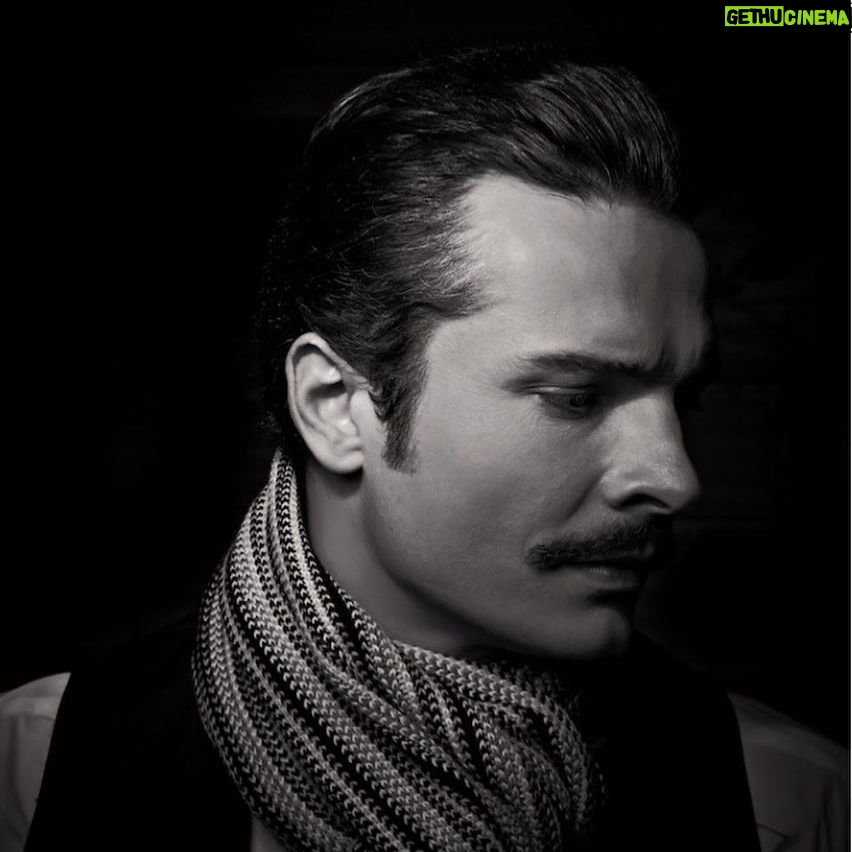 Hakan Eratik - 820 Likes - #hakaneratik #oyuncu #YeldaGurkanMenajerlik #erratic #sound #producer #music #dj #liveset