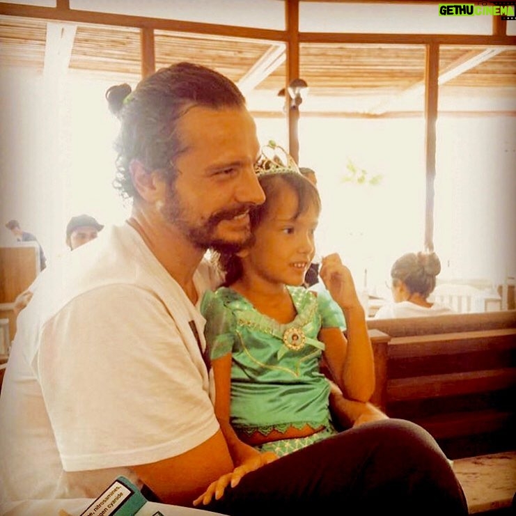 Hakan Eratik - 1K Likes - #tbt #kızım ❤️ #birtanem