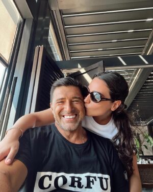 Hakan Ural Instagram - @melissaural  Canım kızım ❣️🧿