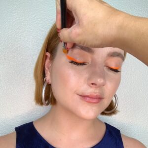 Haley Ramm Instagram - @lightasafeatheronhulu premiere ready 🍊 🍊🍊@chewchewtrain