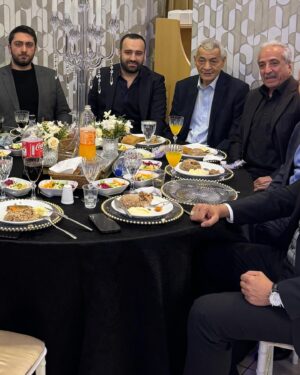Halil İbrahim Kalaycıoğlu Instagram - Gani Güner dostumun kızının mutlu gününde Mehmet Ökten,Fatih Bucak,Zaza Ferhat Doğdoğru,Fevzi Berdirek,İdris Alan ve daha birçok dostla hasbihal eyledik.