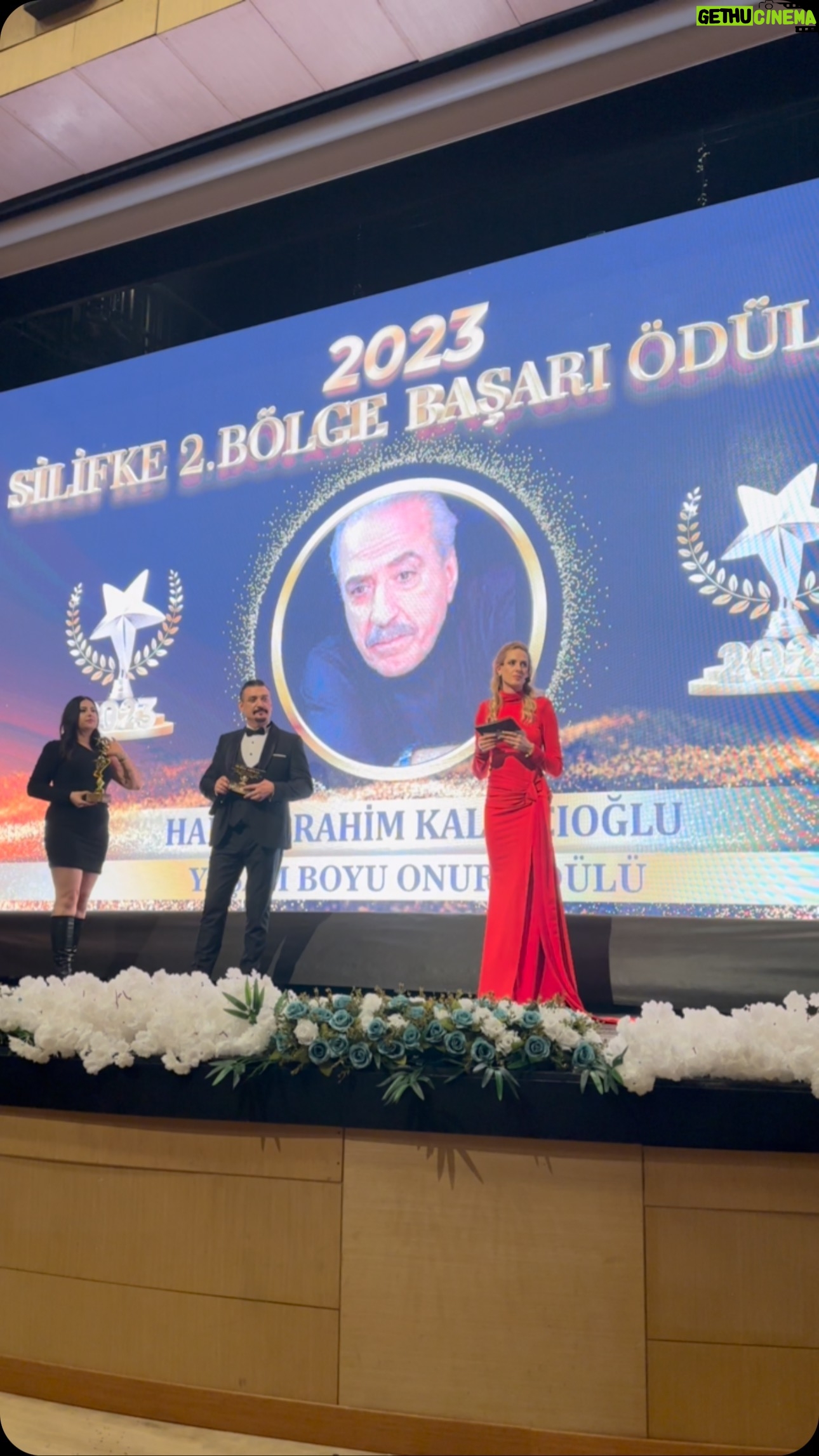 Halil İbrahim Kalaycıoğlu - 833 Likes -