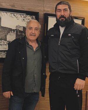 Halil İbrahim Kalaycıoğlu Instagram - Burak Koçoğlu kardeşim ve muhteşem Ekibi (Yakın Koruma )da Kuş uçurtmazlar.
