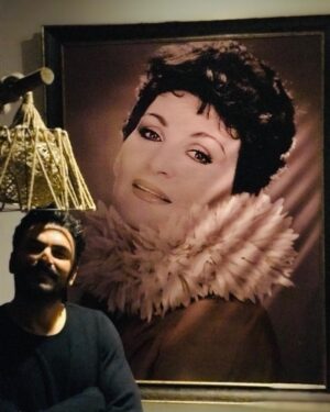 Halil Ibrahim Kurum Instagram - fotoğraftan güneş yapmış göndermişler . @uzelli_kaset  teşekkür ederim 🤩 @halilibrahim__herseyim  sana da🤩 #zehrasabah