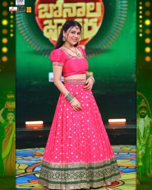 Hamida Khatoon Instagram - Maa bonala jaatara @starmaa 28th July Sunday @ 6pm 
@play_media_creations 
Designer:- @sia_by_ss 

Jewellery:- @navkar_boutique 

#hamida #maabonalajaatara #starmaa #instagram