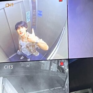 Han Do-woo Instagram - 가보자고오!