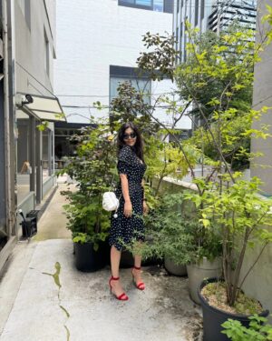Han Hye-yeon Instagram - 𝙃𝘼𝙋𝙋𝙔 𝙏𝙊𝙂𝙀𝙏𝙃𝙀𝙍

우릴 하나로 묶어준 이수쭈꾸미!!!🔥🔥🔥
주말외식에 어울리는 복고풍 드레스업은 해줘야 맛!!!
이열치열이라했든가~세트메뉴에서 볶음밥까지 촵촵🥄🥢
우리 윤미 자주 나오니깐 조쿠나😘 
존경하는 큰 언니 한 턱으로 🍨까지 토욜 오후의 여유로움이란🫶

#인생뭐있어 #슈스스맛집 #이수쭈꾸미 #쭈꾸미드레스업
#ootd #의상정보는태그에서🙏
