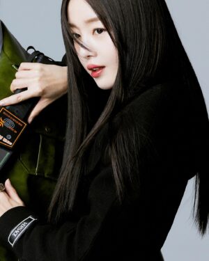 Han Seon-hwa Instagram - 🖤🤍🖤🤍🖤🤍🖤🤍🖤🤍🖤🤍