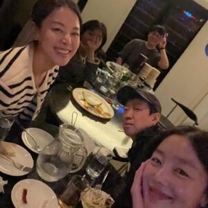 Han Seon-hwa Instagram - 영화 파일럿 ✈️ 400만 기념 내 앨범털이 🩵🩵
#지난우리파일럿팀 #사진좀많이찍어둘걸