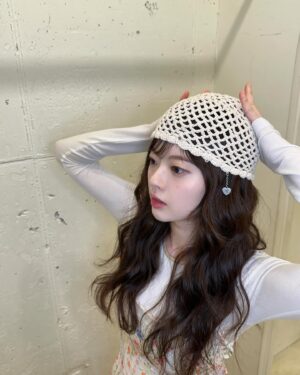 Han Su-ah Instagram - 배 포장지 아니라구욧 🙂‍↔️🍐!!!