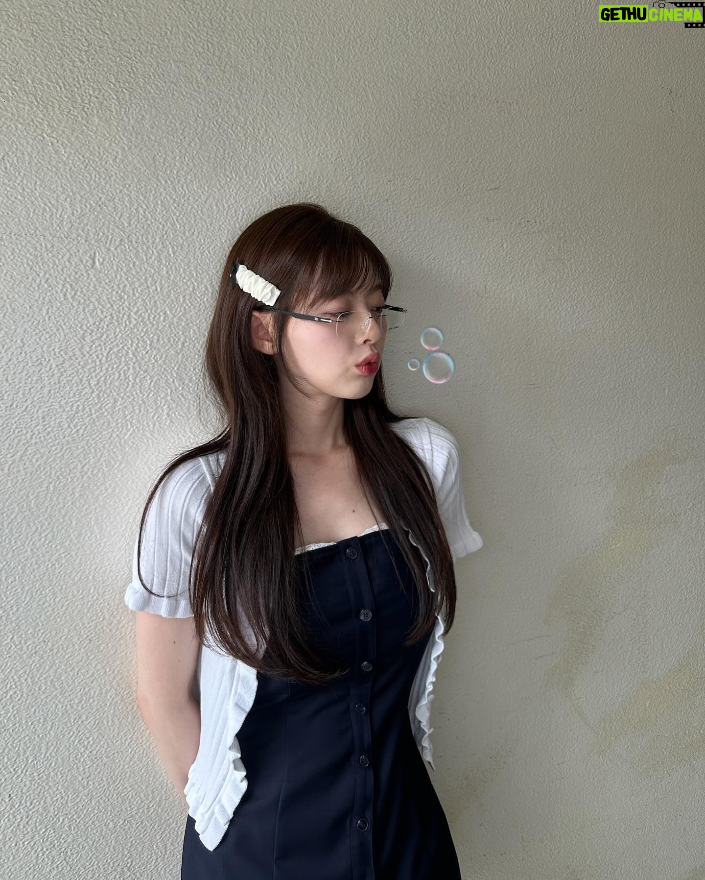 Han Su-ah - 69.8K Likes - 여름 너무 더워 🗯️⚡️🦭