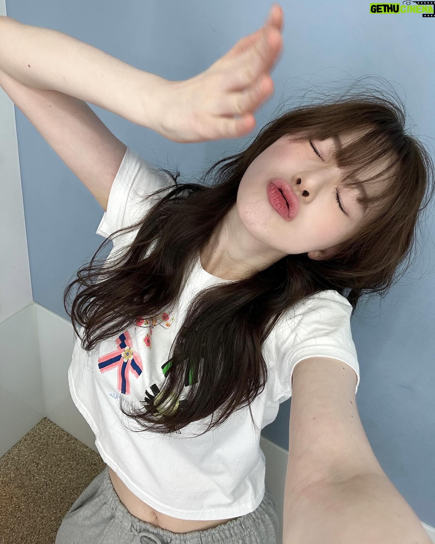 Han Su-ah - 76.1K Likes - 6월도 끝 ⏳