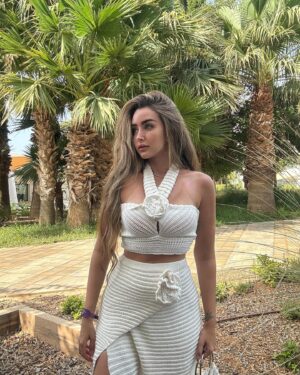 Hana Al Zahed Instagram - Last call for summer vibes 🩵