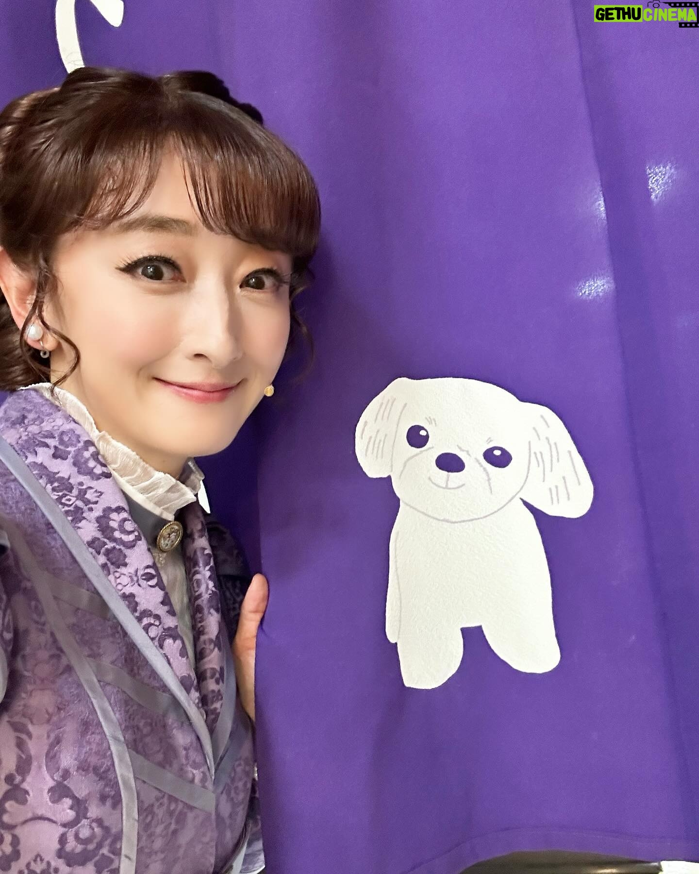 Hanafusa Mari - 6K Likes - Merry Xmas🎄
今日は休演日。いよいよ明日からはラストスパートです。
とにかく最後まで頑張ります!
いつも暖簾のラピちゃんが見守ってくれています❤️
#ベートーヴェン
#ミュージカルベートーヴェン
#日生劇場
#花總まり