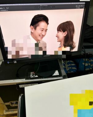 Hanafusa Mari Instagram - 先日「銀行強盗にあって妻が縮んでしまった事件」（題名が長い😅）のビジュアル撮影がありました。
今年の春に「めざまし8」に出演して以来の谷原章介さん。今回は夫婦役。不思議なファンタジー。原作があるのですが、さて、この作品を一体舞台でどう表現するのか。
楽しみです。皆さん、来年の4月ですが、是非観にいらして下さいね😊
#アンドリューカウフマン
#銀行強盗にあって妻が縮んでしまった事件 
#日本青年館ホール 
#谷原章介　さん
#花總まり
