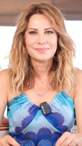 Actress Hande Kazanova HD Photos and Wallpapers December 2024