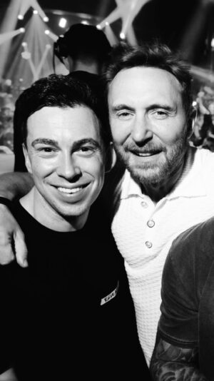 Hardwell Instagram - I DON’T WANNA WAIT (Hardwell & Olly James remix) dropped today 🎶