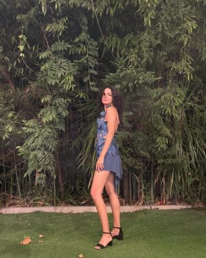 Hare Sürel Instagram - Thanks for this blue feeling to @tugbatasoy 💙🦋🌿